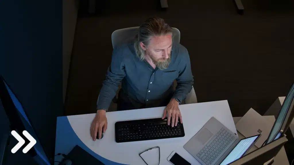 Faster, more personalized service begins at the frontline with Microsoft Intune